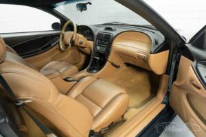 Bild 13/19 von Ford Mustang GT (1994)