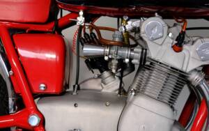 Image 9/99 of MV Agusta 750 Sport (1971)
