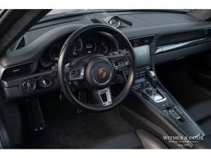 Image 24/42 de Porsche 911 Turbo S (2017)