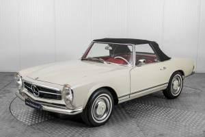 Immagine 44/50 di Mercedes-Benz 230 SL (1964)
