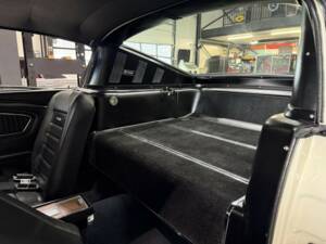 Bild 33/50 von Ford Mustang GT (1966)