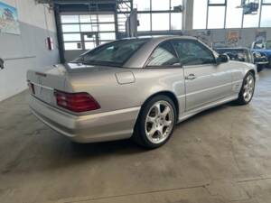 Afbeelding 57/60 van Mercedes-Benz SL 500 &quot;Silver Arrow&quot; (2002)