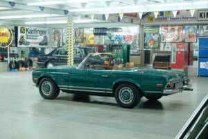 Image 7/50 de Mercedes-Benz 280 SL (1968)