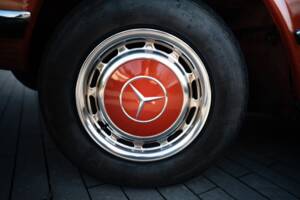 Afbeelding 23/24 van Mercedes-Benz 450 SL (1979)