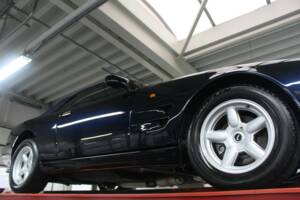 Image 9/50 of Aston Martin Virage Volante (1994)