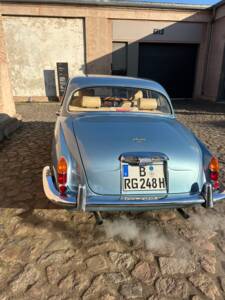 Image 16/30 de Jaguar Type S 3.8 (1968)