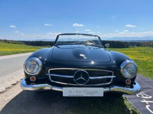 Image 2/53 of Mercedes-Benz 190 SL (1956)