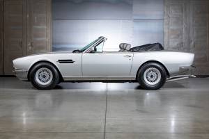Image 2/27 of Aston Martin V8 EFi Volante (1987)