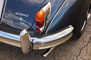 Image 30/50 of Daimler 2.5 Litre V8 (1965)
