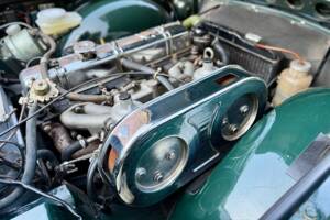 Image 22/24 de Triumph TR 6 (1973)