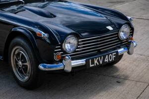 Image 8/31 of Triumph TR 5 PI (1968)
