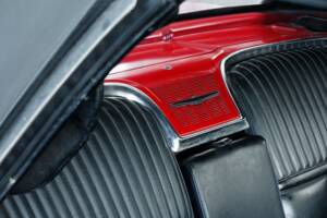 Bild 45/50 von Ford Thunderbird (1966)