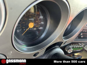 Image 11/15 of Chevrolet Suburban (1987)