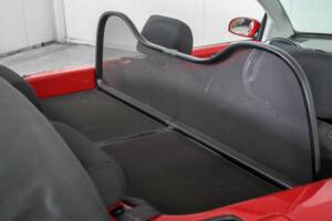 Image 42/50 de Volkswagen New Beetle 2.0 (2006)