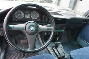 Image 34/59 of BMW 528i (1982)