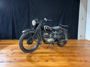 Image 1/16 de Puch 125 T (1900)