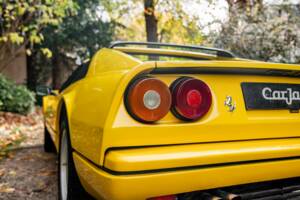 Bild 9/55 von Ferrari 328 GTS (1986)