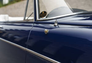 Image 16/27 of Rolls-Royce Silver Cloud III &quot;Chinese Eyes&quot; (1966)