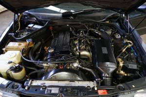 Image 27/38 of Mercedes-Benz 190 E 2.5-16 (1992)