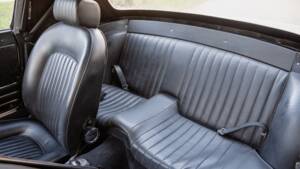 Image 15/58 of Alfa Romeo 2000 Spider Veloce (1977)