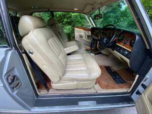 Image 26/50 de Bentley Corniche (1980)