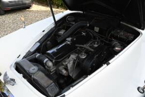 Image 32/38 of Alvis TD 21 (1962)