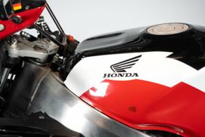 Image 20/41 de Honda DUMMY (1999)