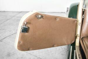 Bild 24/50 von MG TF (1954)