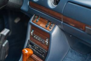 Bild 39/83 von Mercedes-Benz 300 D Turbodiesel (1983)