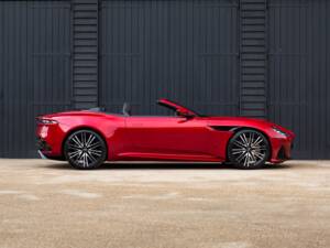 Immagine 83/84 di Aston Martin DBS 770 Ultimate Volante (2023)