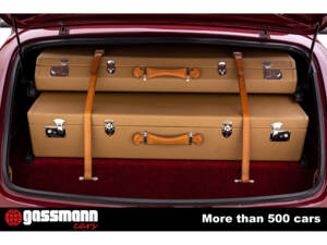 Image 13/15 of Mercedes-Benz 540 K Cabriolet A (1938)