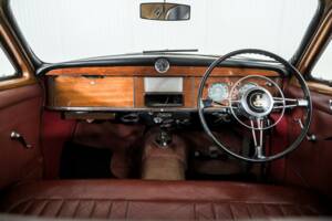 Image 7/50 de Rover 100 (1962)