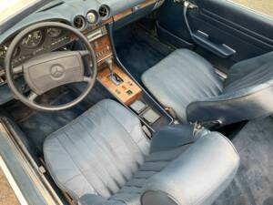 Bild 2/8 von Mercedes-Benz 560 SL (1986)