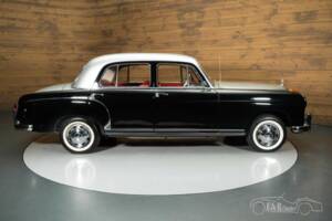 Image 15/19 de Mercedes-Benz 220 a (1955)