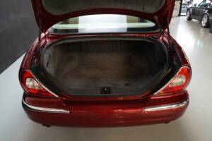 Bild 19/50 von Jaguar XJR Super V8 (2007)