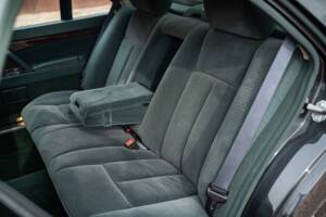 Image 50/54 of Mercedes-Benz 500 SEL (1992)