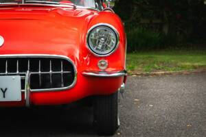 Image 14/34 of Chevrolet Corvette (1957)