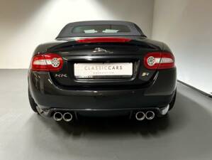 Afbeelding 14/17 van Jaguar XKR (2013)