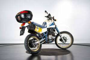Bild 4/50 von Suzuki DR 600 S (1986)