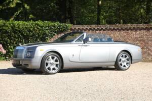 Image 37/50 of Rolls-Royce Phantom DHC (2009)