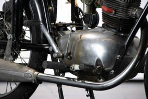 Bild 31/50 von Gilera 150 Sport (1951)
