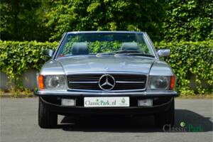 Image 19/50 de Mercedes-Benz 500 SL (1985)
