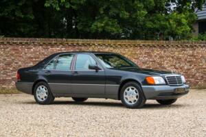 Bild 46/50 von Mercedes-Benz 400 SE (1991)