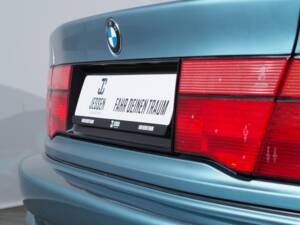 Image 28/59 of BMW 850Ci (1994)