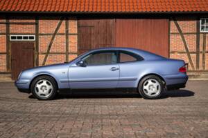 Bild 10/58 von Mercedes-Benz CLK 320 (1999)