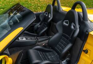 Immagine 26/30 di Ferrari 550 Barchetta (2001)