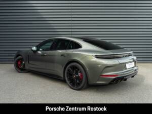 Obraz 23/33 pojazdu Porsche Panamera GTS (1900)