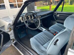 Bild 55/60 von Peugeot 504 V6 Coupe (1975)