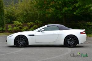 Image 6/50 of Aston Martin V8 Vantage (2007)