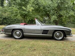 Image 2/19 of Mercedes-Benz 300 SL Roadster (1958)